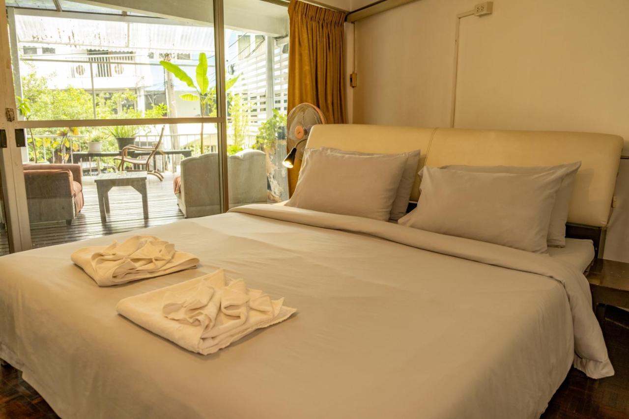 Home16 Sukhumvit16 Bangkok Eksteriør billede